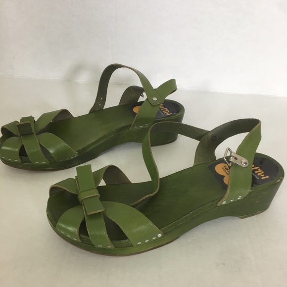 Swedish Hasbeens Shoes - Green Anthropologie Toffel Hasbeens Swedish clog 8